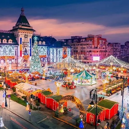 Adela Luxury House Near Christmas Market Крайова
