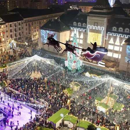 Adela Luxury House Near Christmas Market Крайова