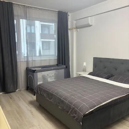 Adela Luxury House Near Christmas Market